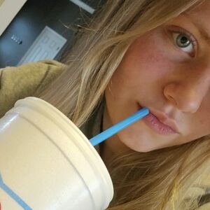 Meet your Posher, Savanna